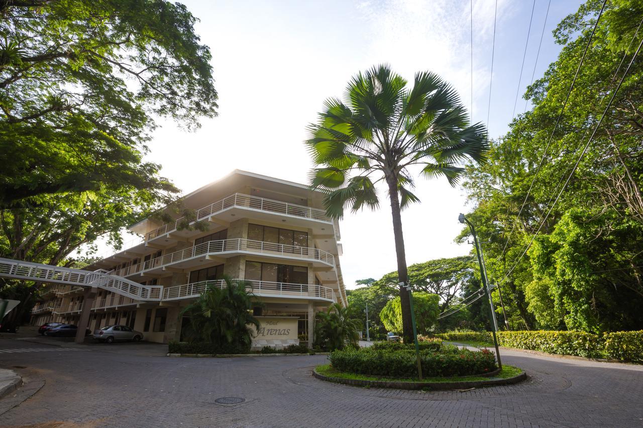 Hotel Arenas En Punta Leona Playa Agujas Exterior photo