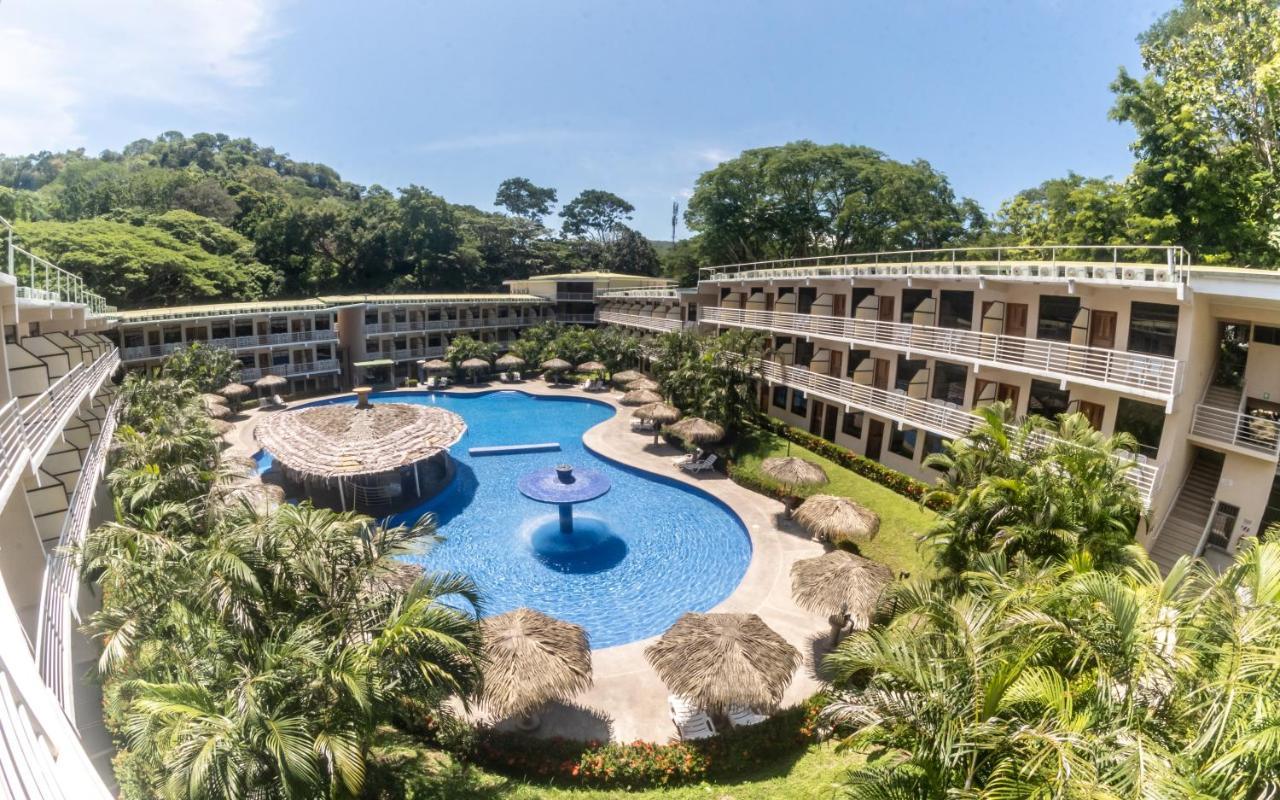 Hotel Arenas En Punta Leona Playa Agujas Exterior photo