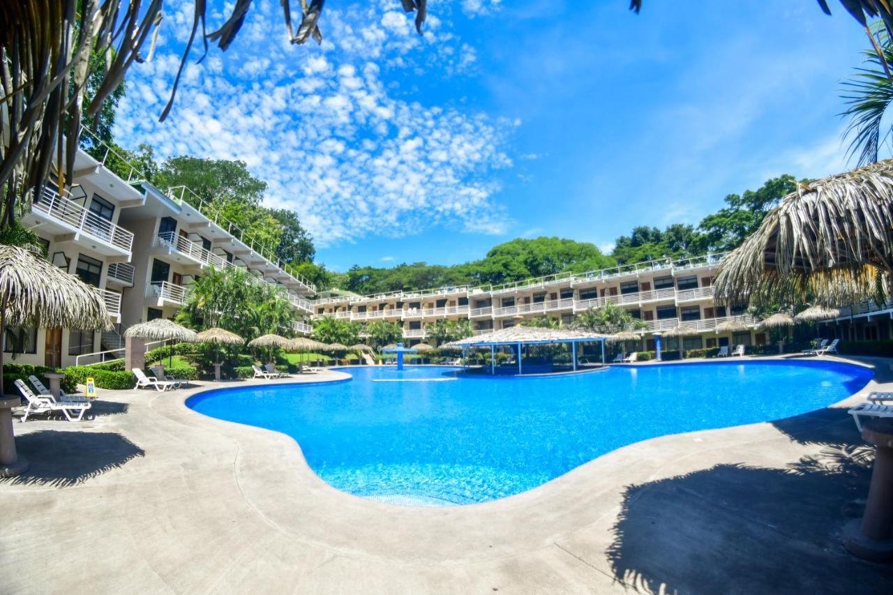 Hotel Arenas En Punta Leona Playa Agujas Exterior photo